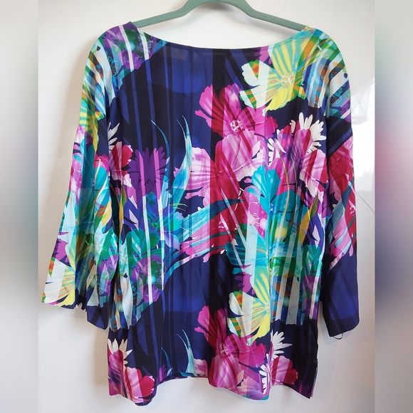 Soft Surroundings Vibrant Floral Blouse M - Picture 3 of 6